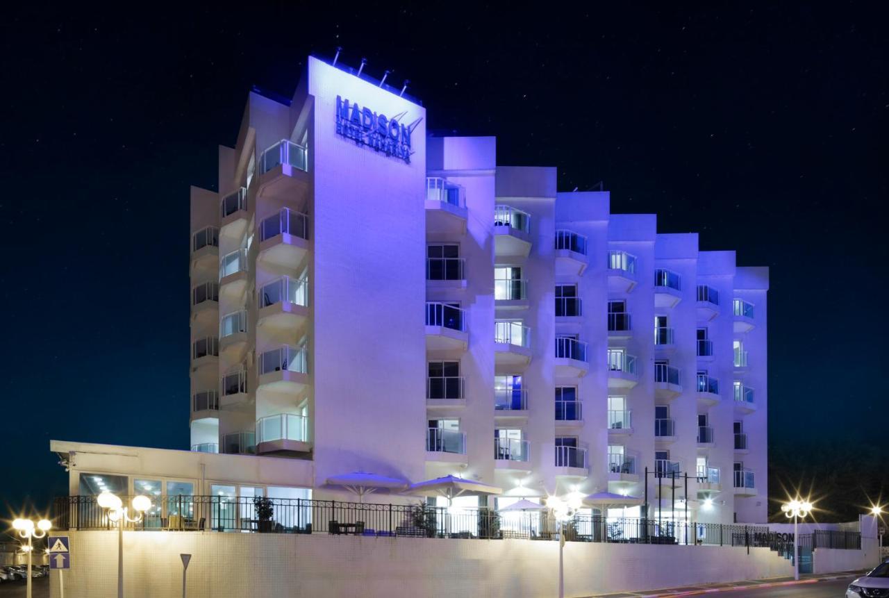 Rimonim Madison Hotel Нагария Экстерьер фото